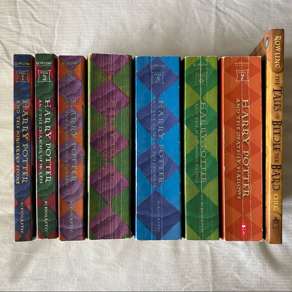 Harry Potter Books + The Tales of Beedle the Bard